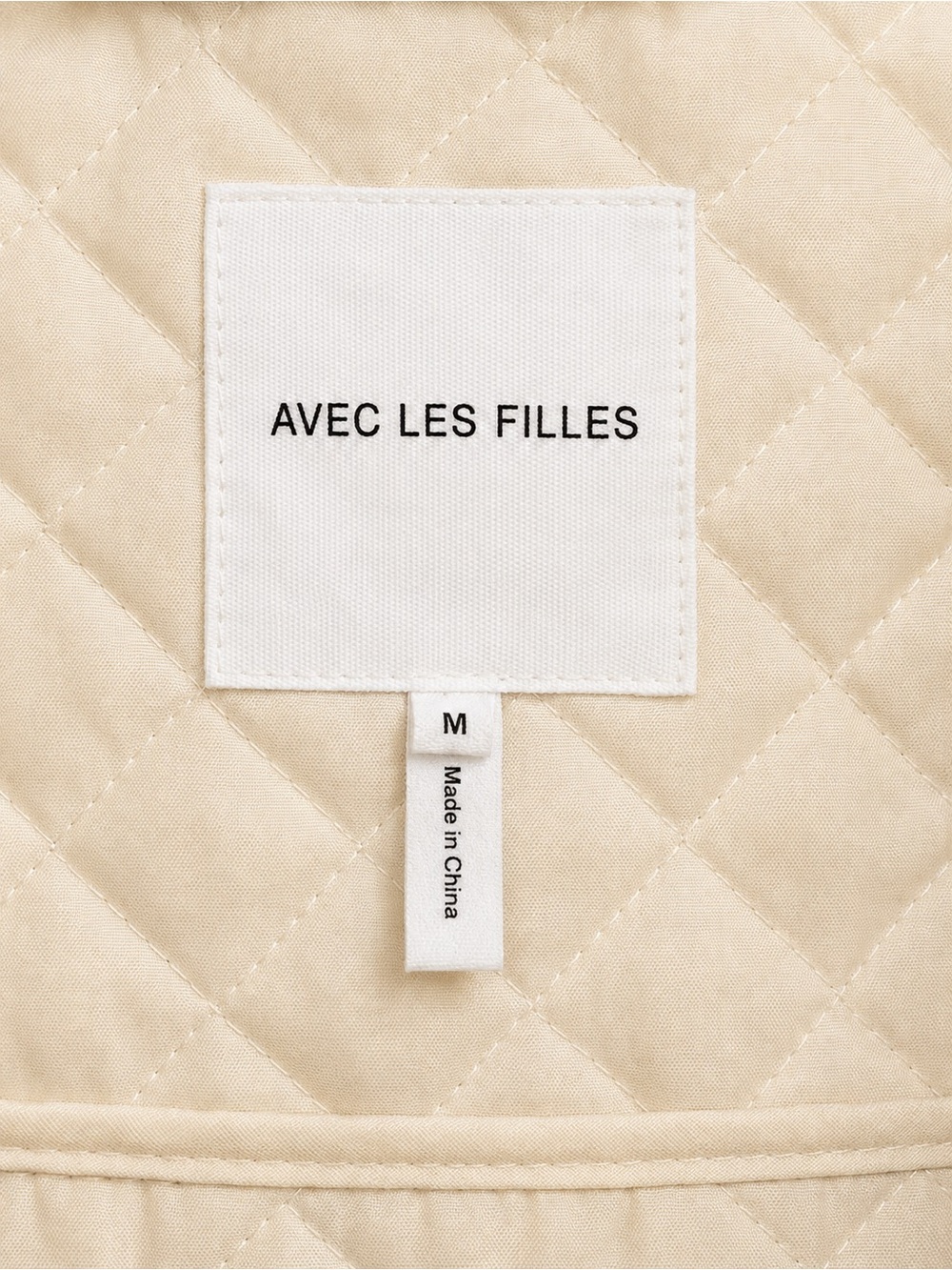 Avec Les Filles Cream Quilted Ruffle Tie Front Jacket M NWOT - Picture 3 of 5